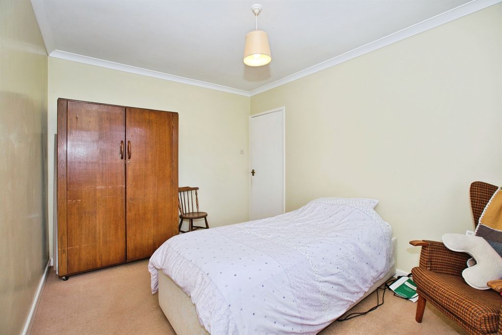 Property photo 3 of 15