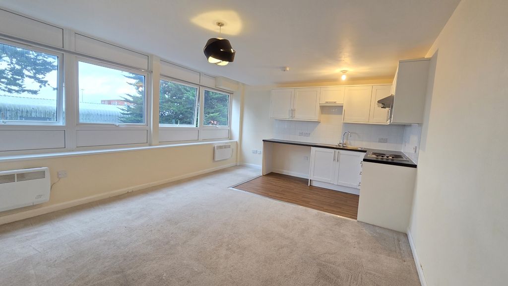 Property photo 2 of 7 20260121_130237