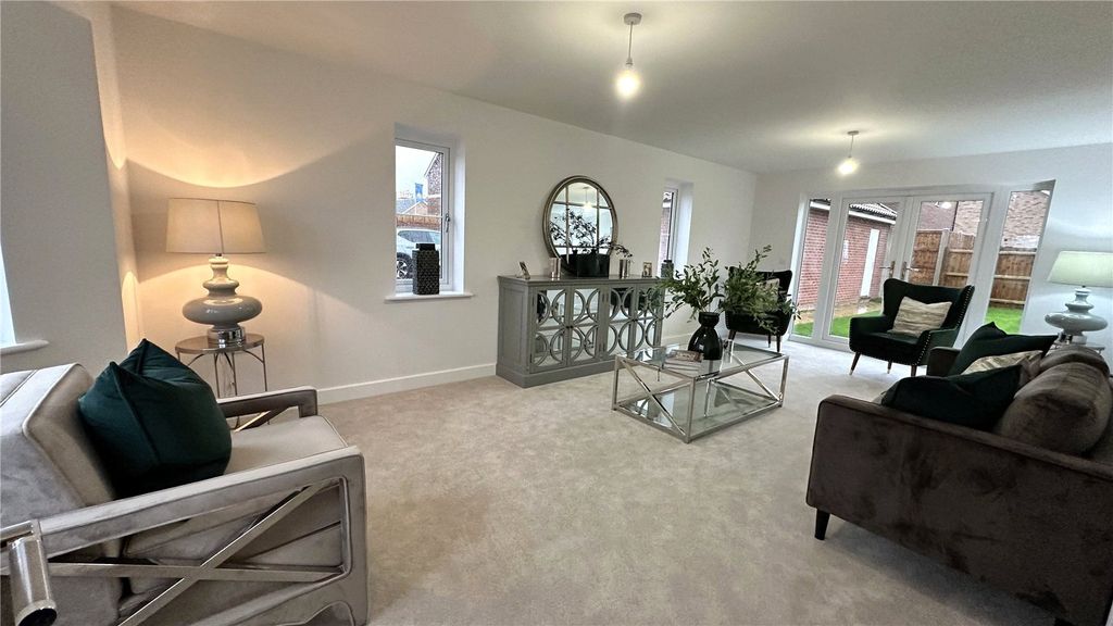 Property photo 2 of 23 Picture No. 42