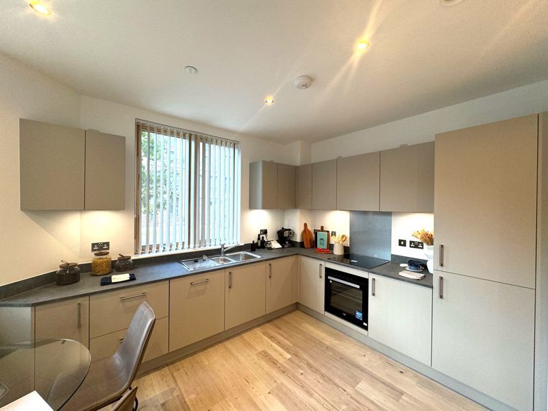 Property photo 2 of 8 Photo 7