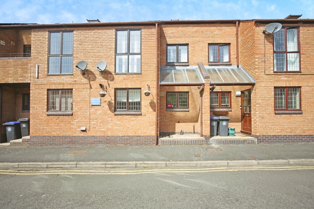 Property photo 2 of 16 Photo