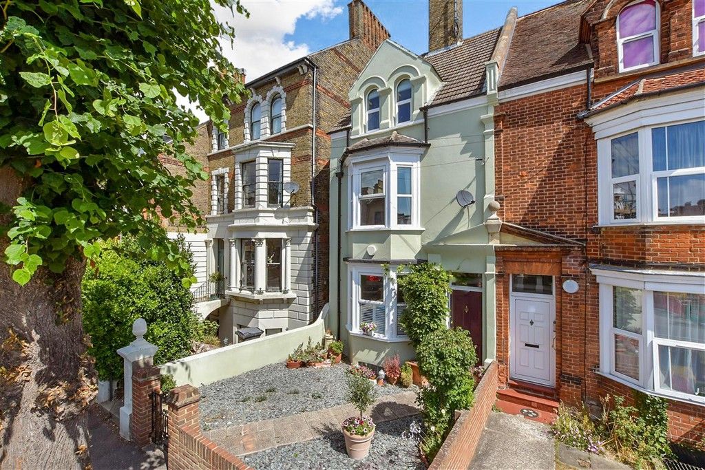 Property photo 2 of 13 External (Web)