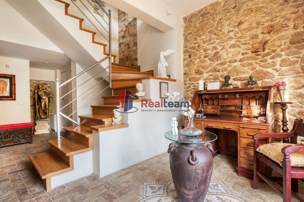 Property photo 3 of 30