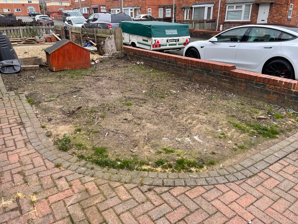 Property photo 2 of 13