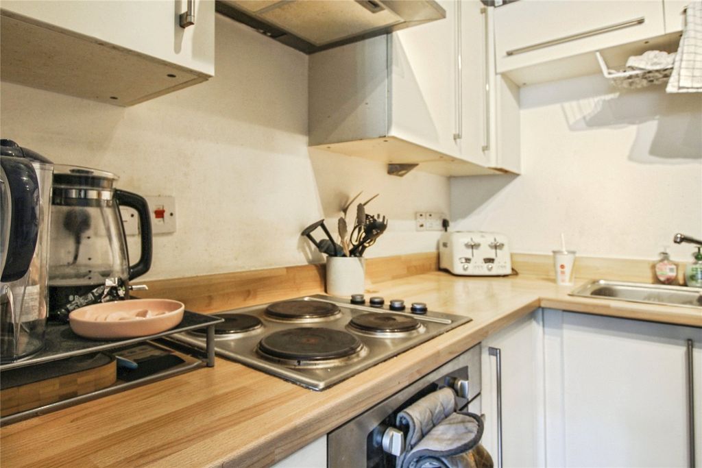 Property photo 3 of 11 Picture No. 21