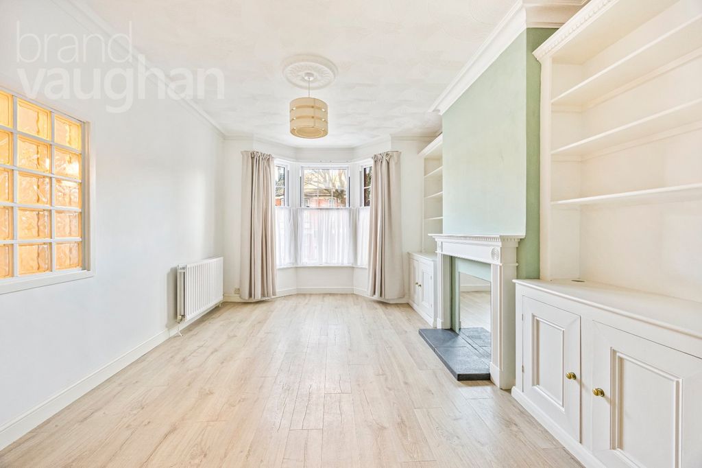 Property photo 2 of 15 Picture No. 29