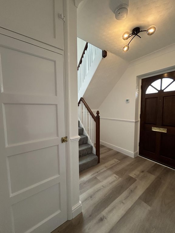Property photo 3 of 13 Img_3198