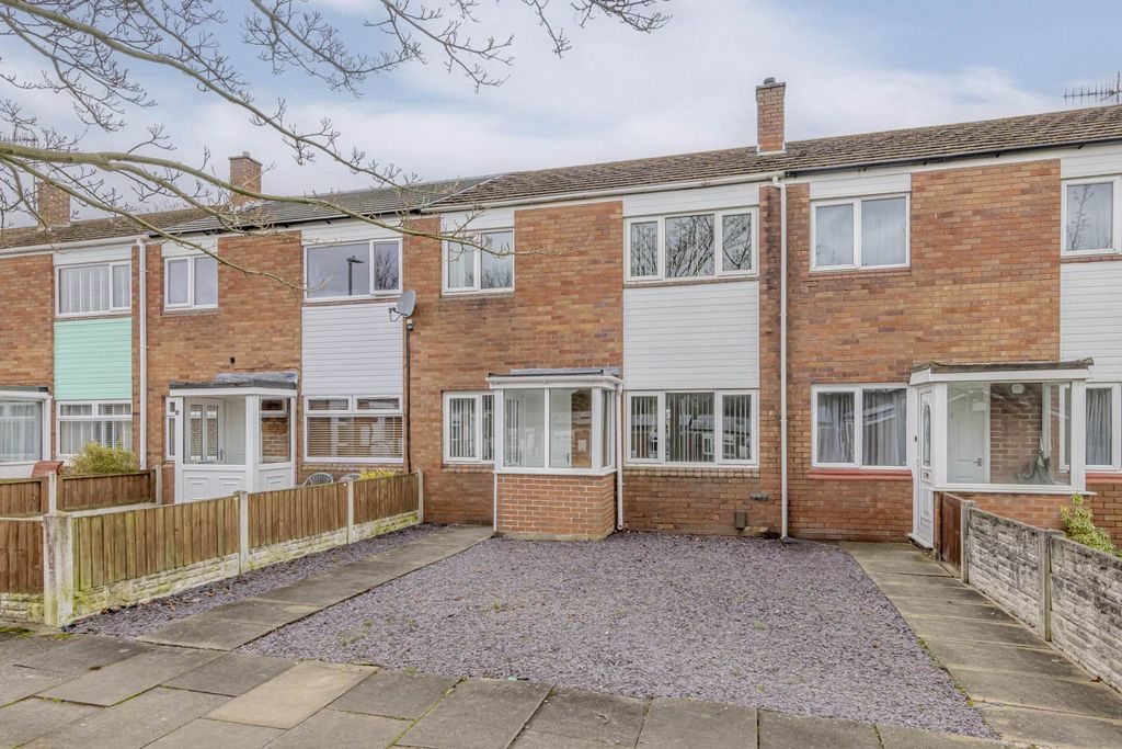 Property photo 2 of 20