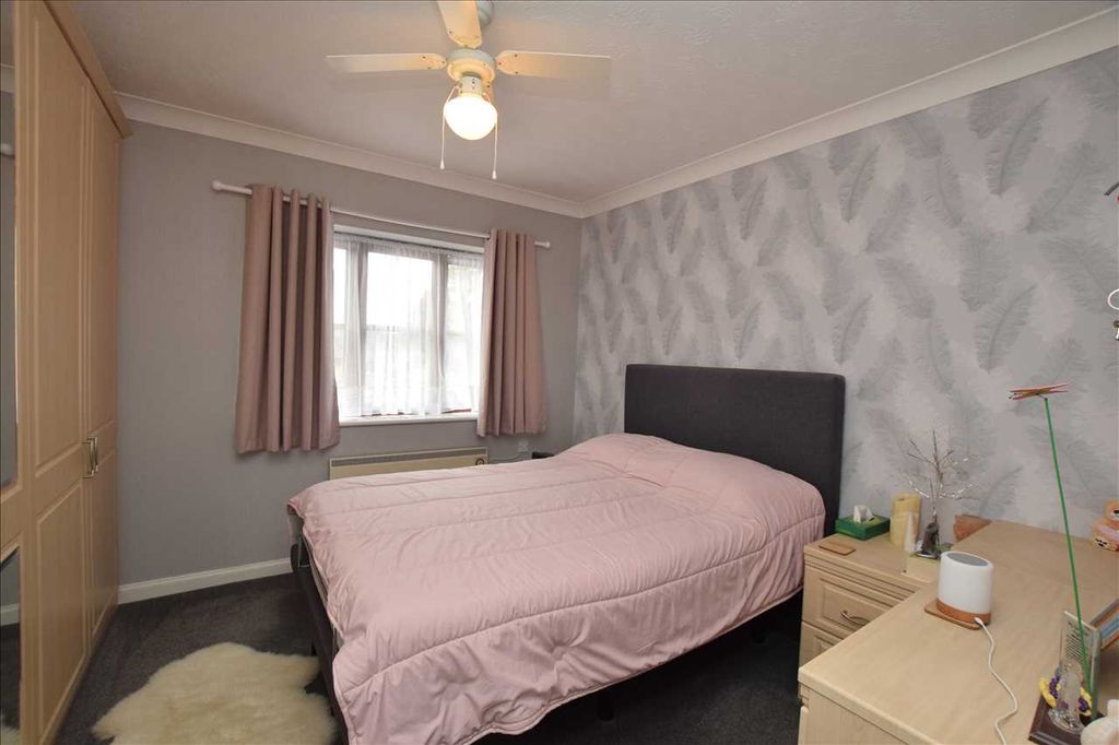 Property photo 3 of 10 Bedroom One