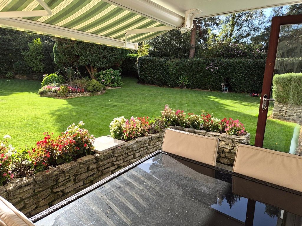 Property photo 2 of 47