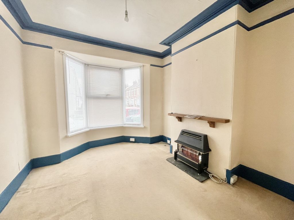 Property photo 2 of 13 Photo 2