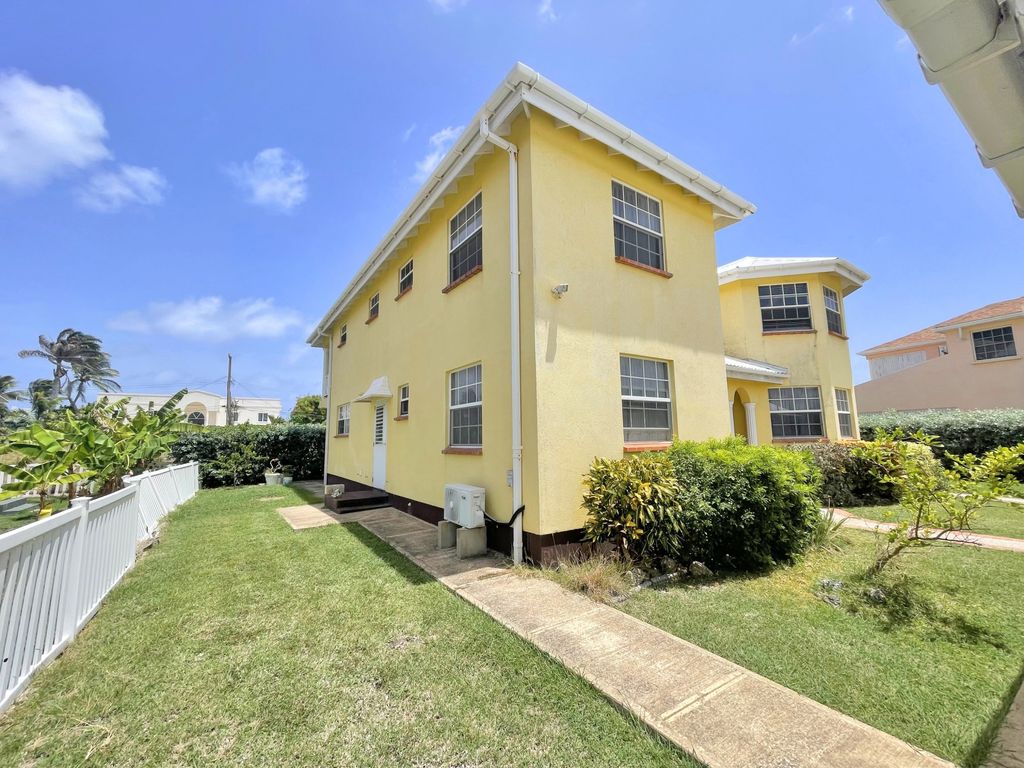 Property photo 3 of 28