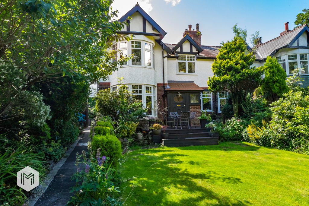 Property photo 1 of 39 Picture No. 21