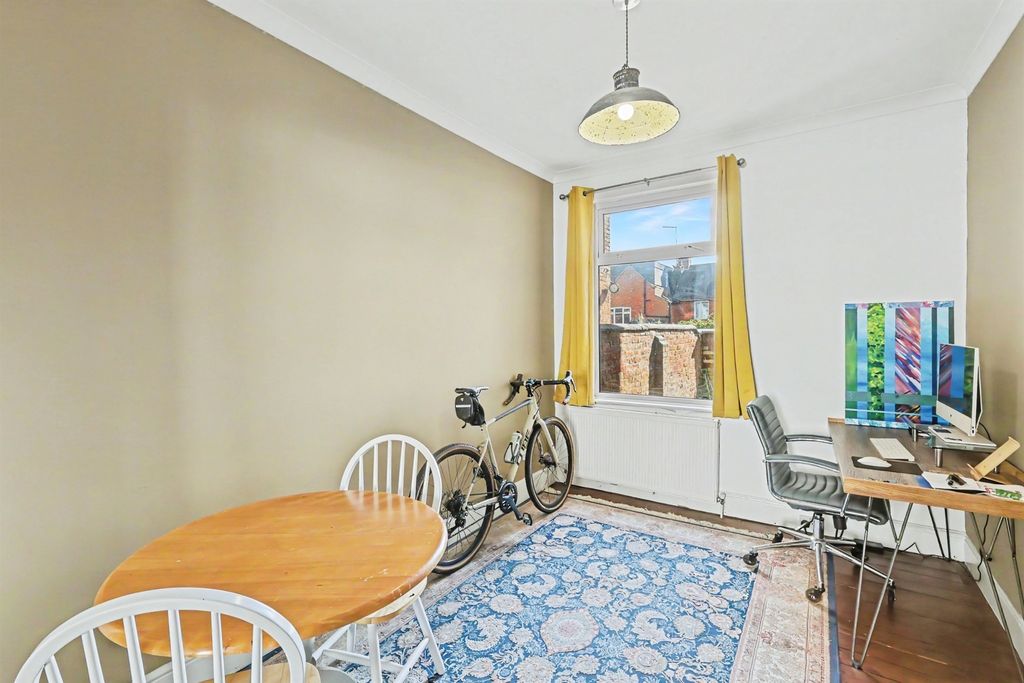 Property photo 3 of 22