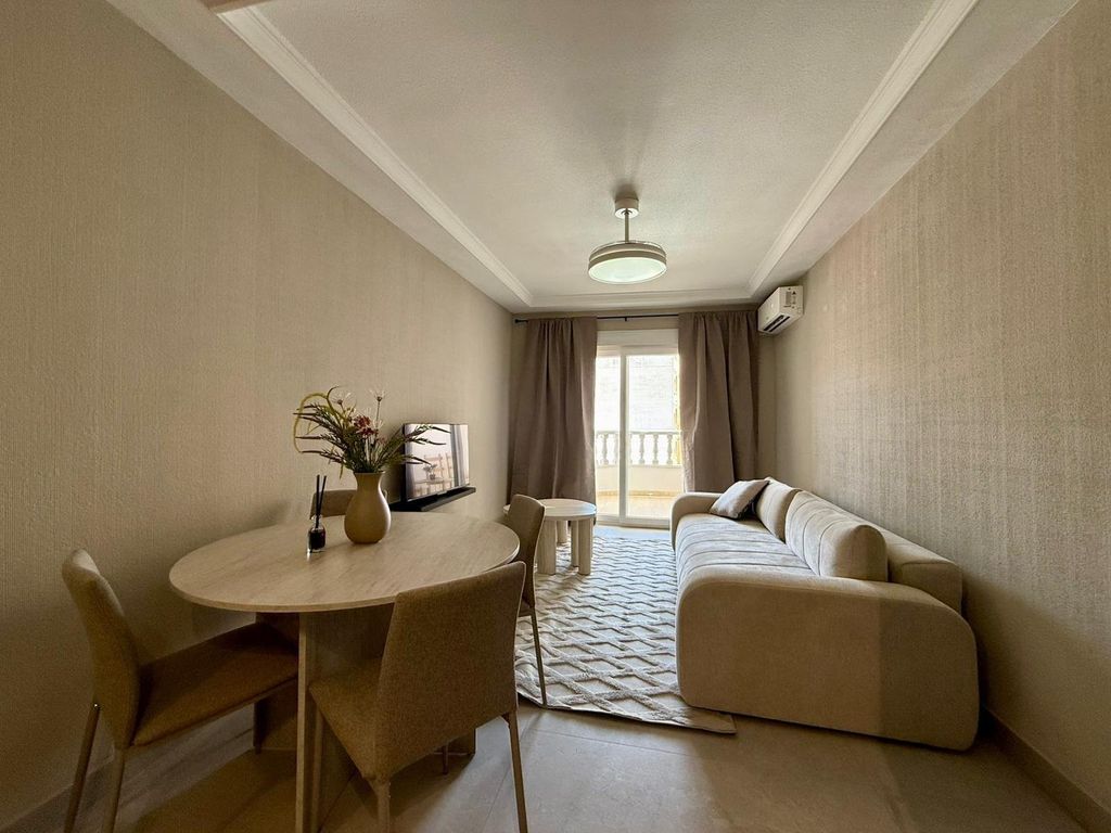 Property photo 2 of 34