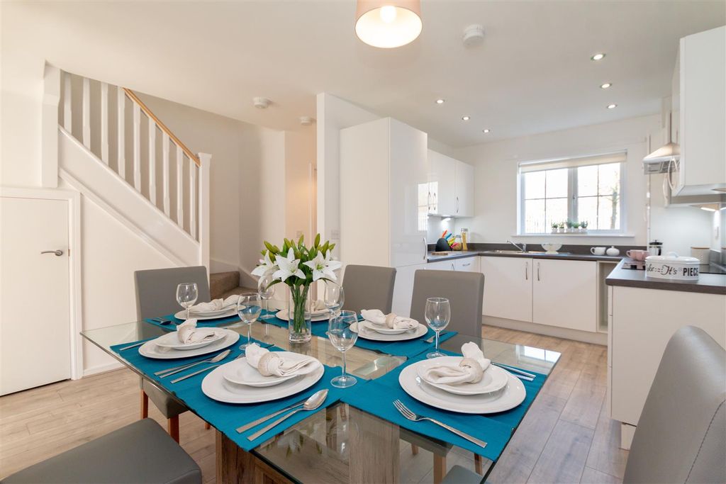 Property photo 3 of 8 Weaver Style C (5).Jpg