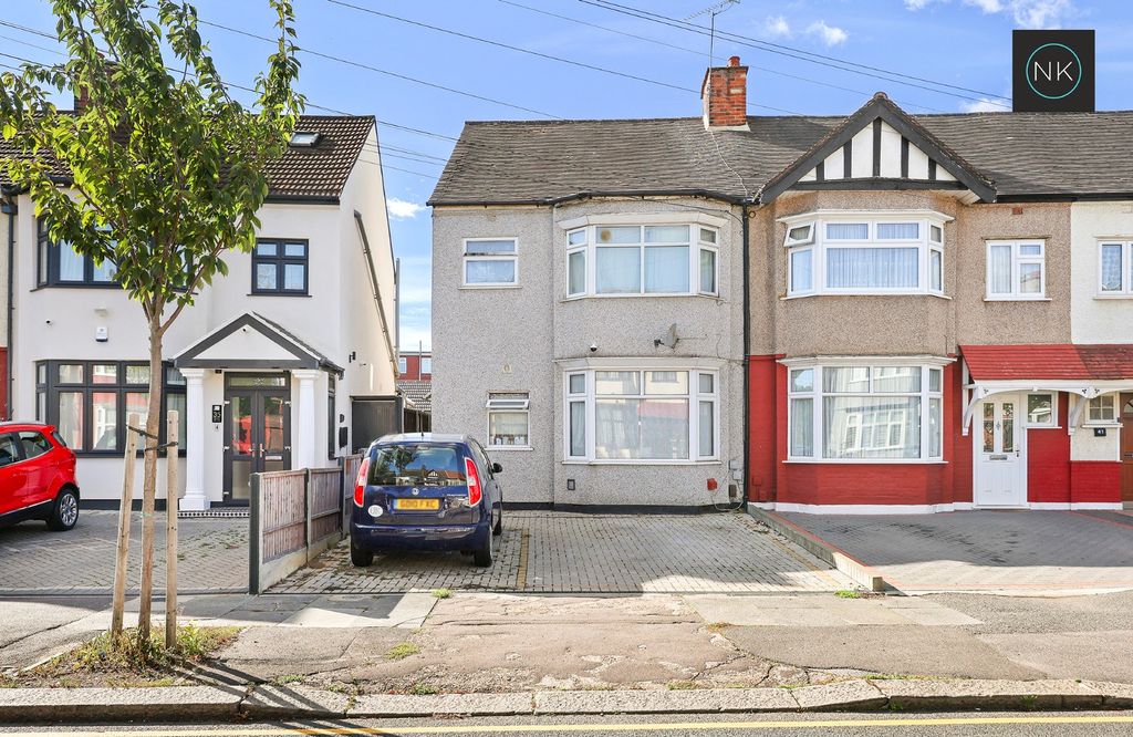 Property photo 1 of 16 5717411
