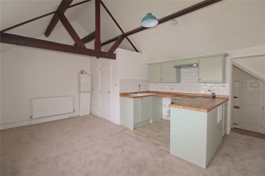 Property photo 2 of 10 Picture No. 08