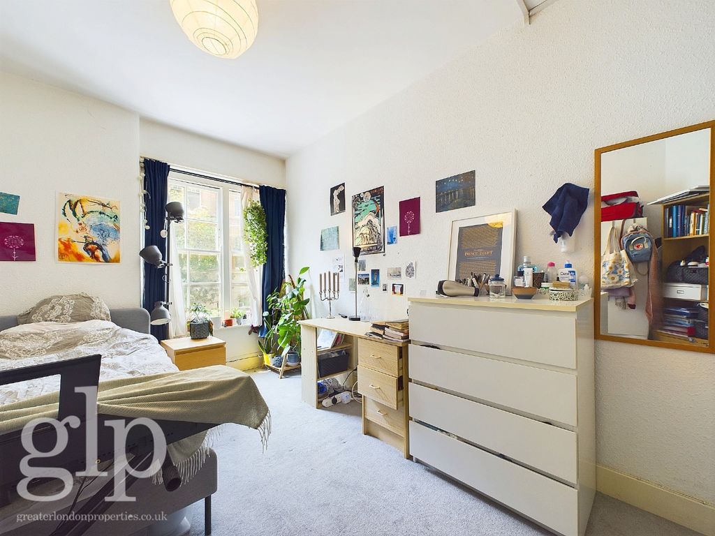 Property photo 3 of 14 3497805
