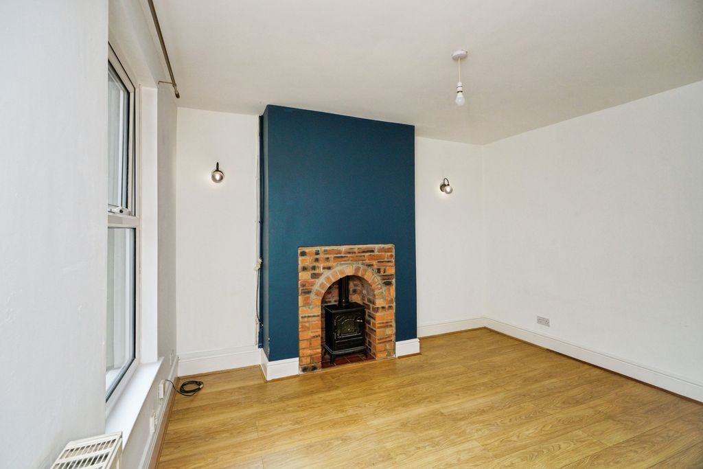 Property photo 2 of 24 Pbox-Img.Jpg