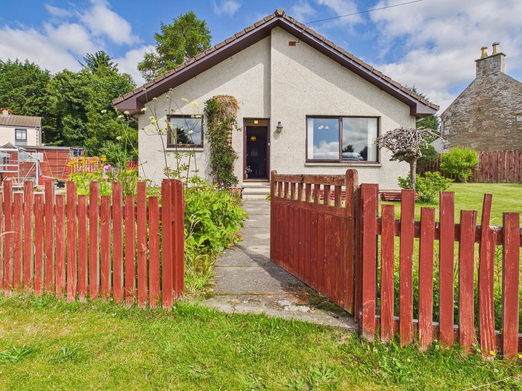 Property photo 2 of 28
