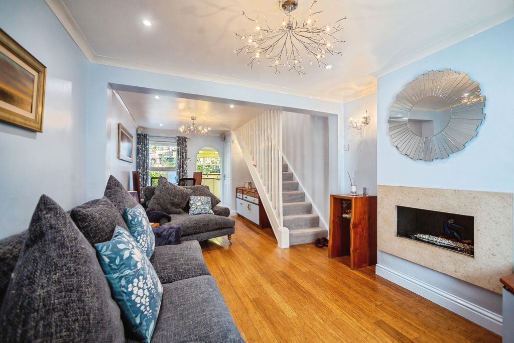 Property photo 2 of 14 Lounge/Dining Room