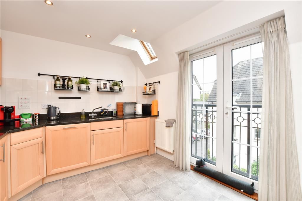 Property photo 3 of 14 Kitchen/Breakfast Room
