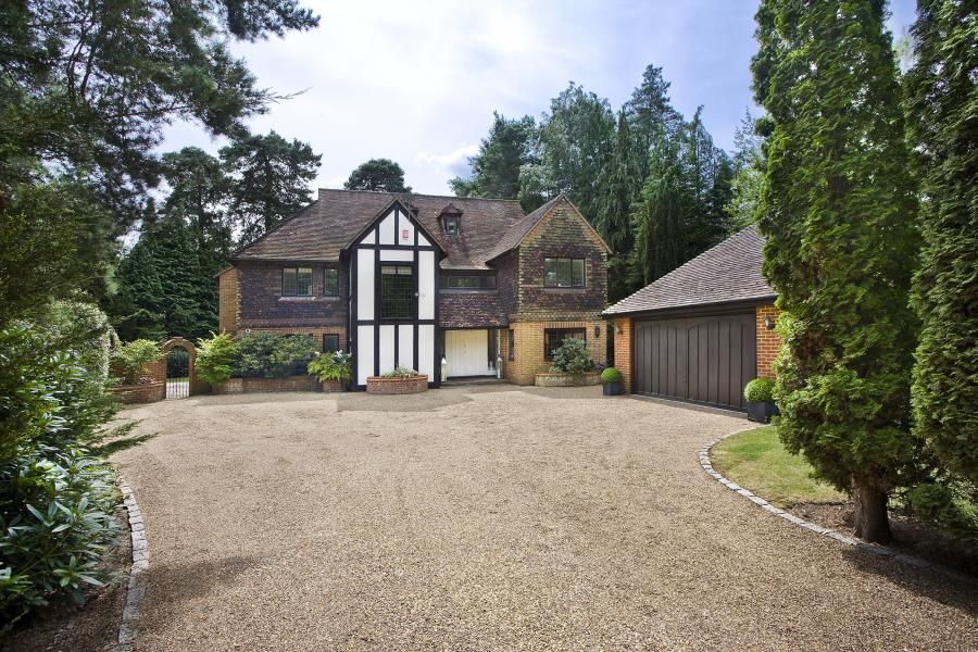 Property photo 1 of 13