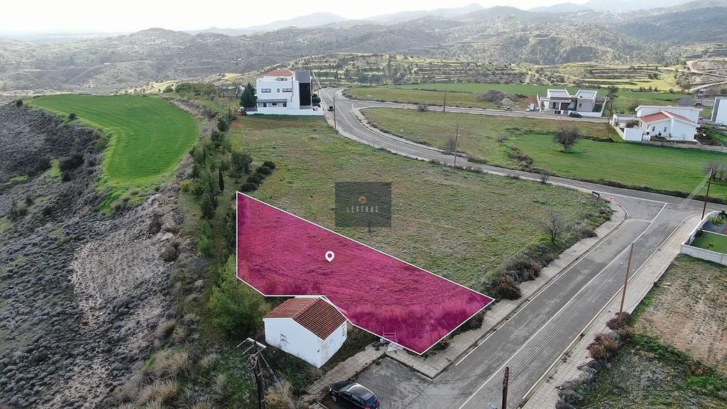 Property photo 1 of 4