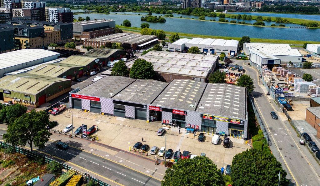 Property photo 2 of 14 2.Jpg