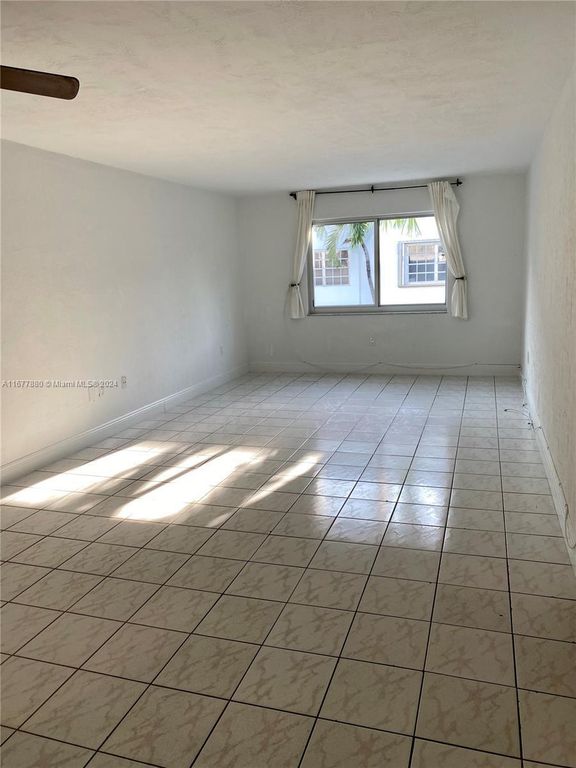 Property photo 2 of 20 <Alttext/>