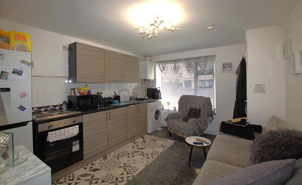 Property photo 2 of 10 Gf Lounge/Kitchen