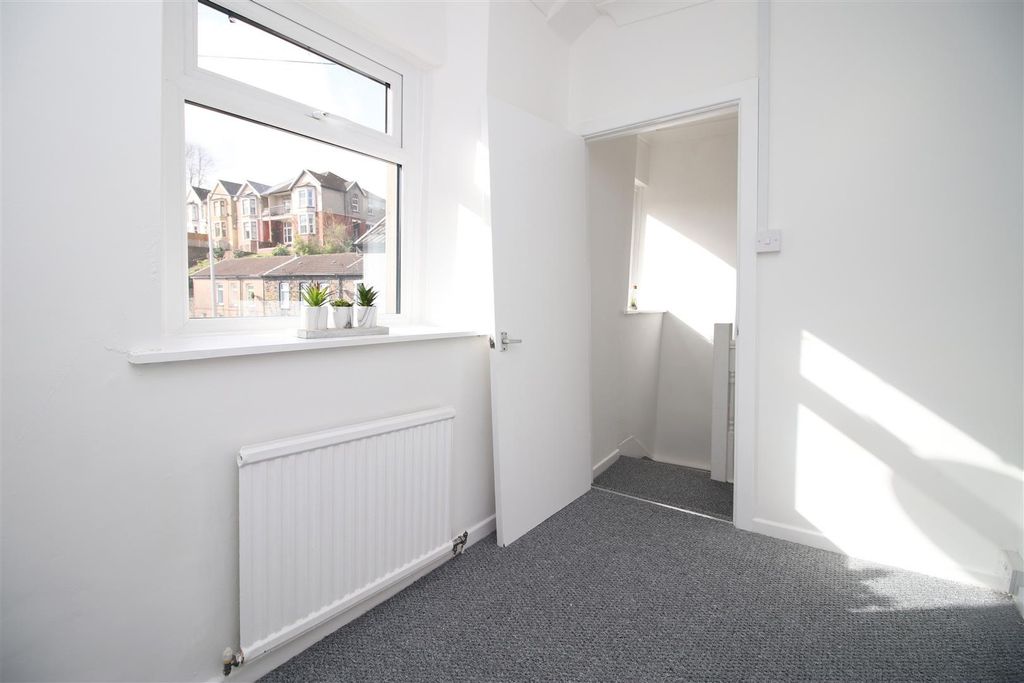 Additional image 8 of 3 bed semi-detached house to rentWhitting Street Porth, Porth CF39