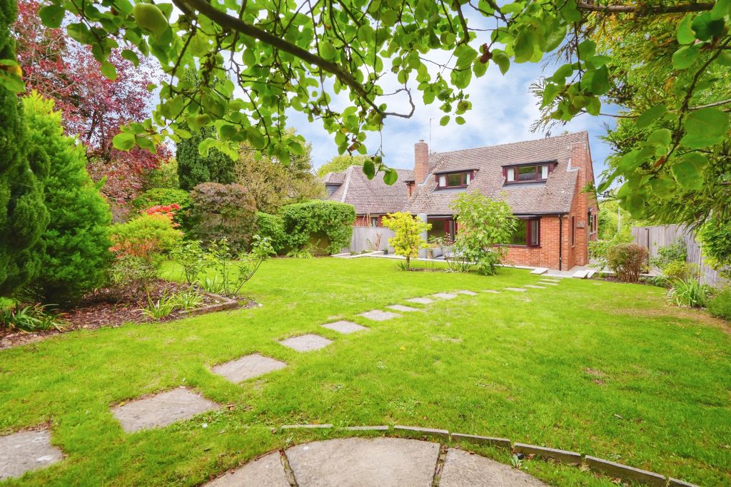Property photo 1 of 19