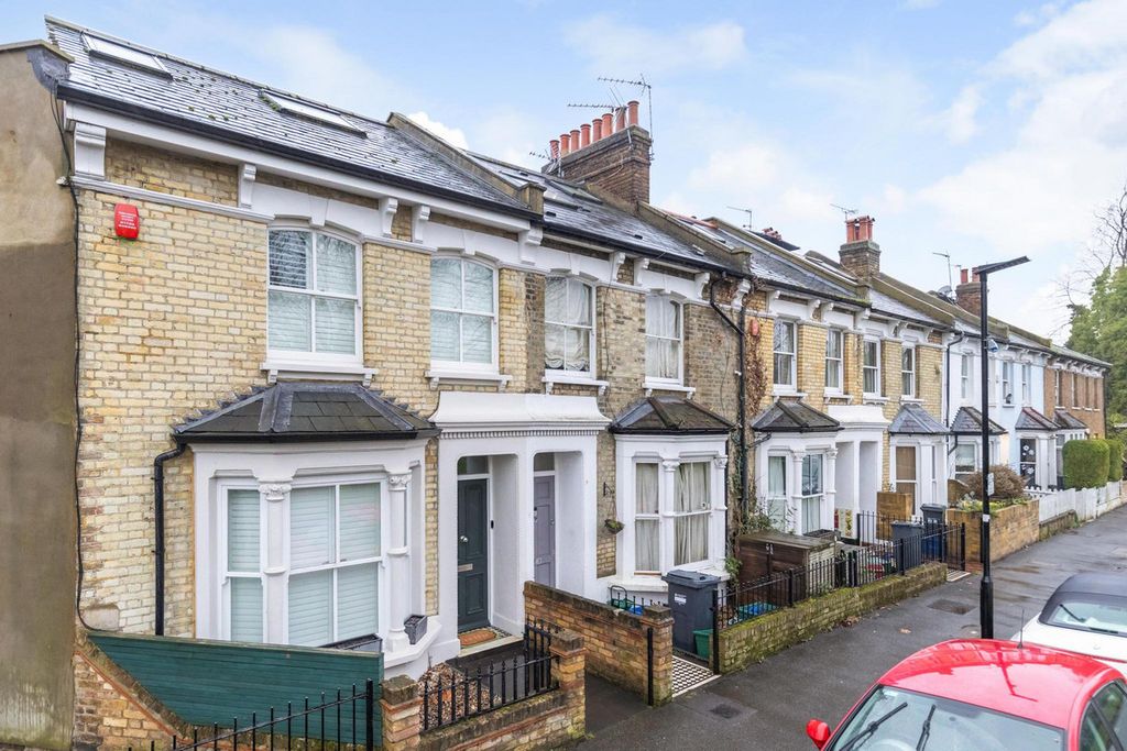 Property photo 1 of 17