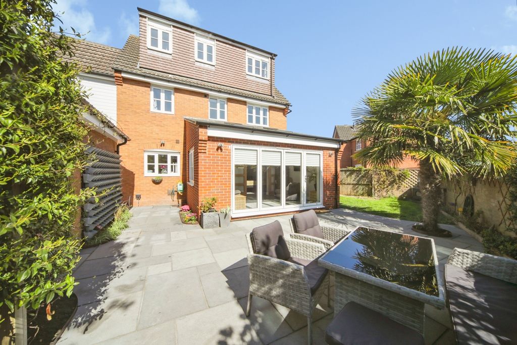 Property photo 3 of 14 Pbox-Img.Jpg