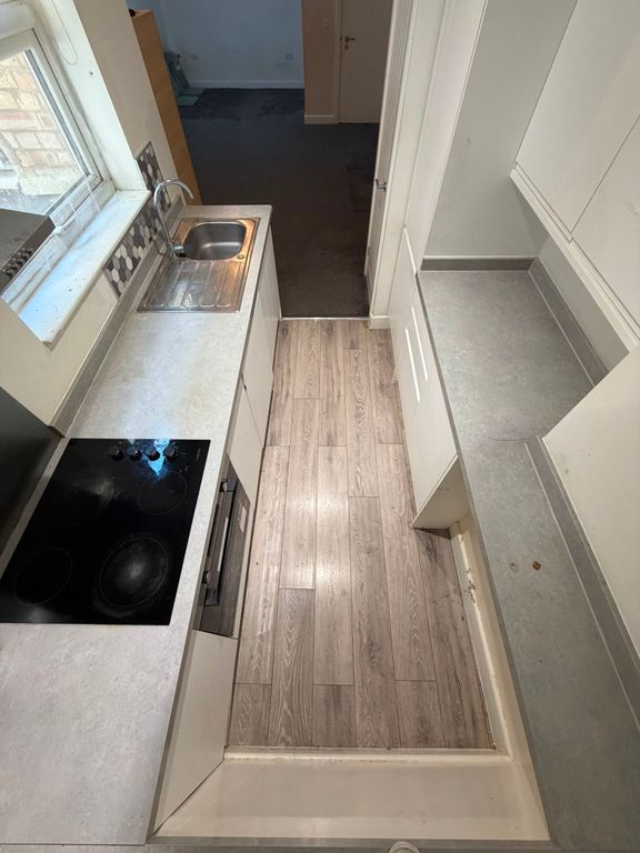 Property photo 1 of 4