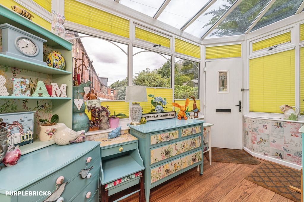 Property photo 1 of 22 Conservatory