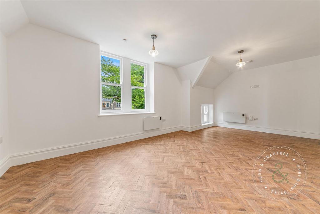 Property photo 3 of 16 Flat-6-Cathedral-Road-1.Jpg