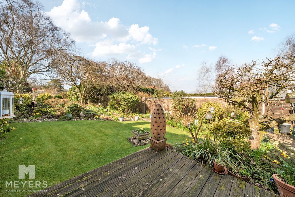 Property photo 3 of 25