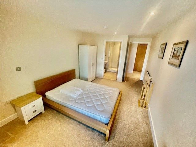 Property photo 1 of 4