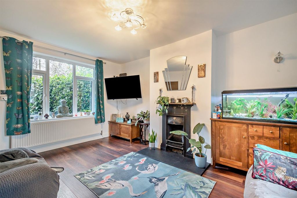 Property photo 2 of 10 8670753-Interior11-800.Jpg