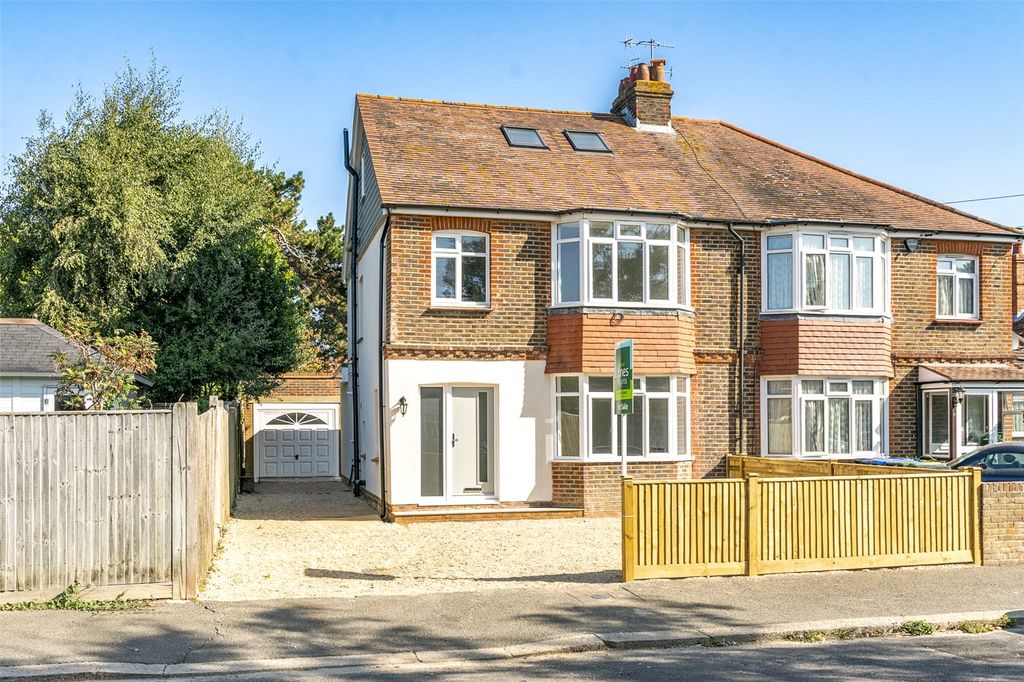 Property photo 1 of 24 Picture No. 37