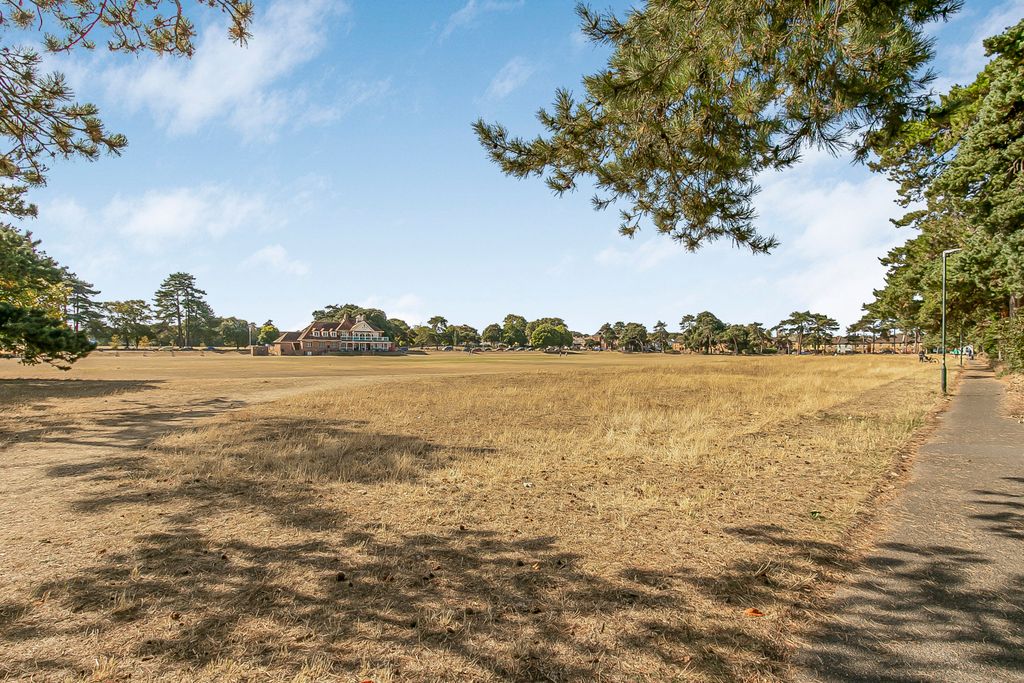 Property photo 2 of 13 Img_6774