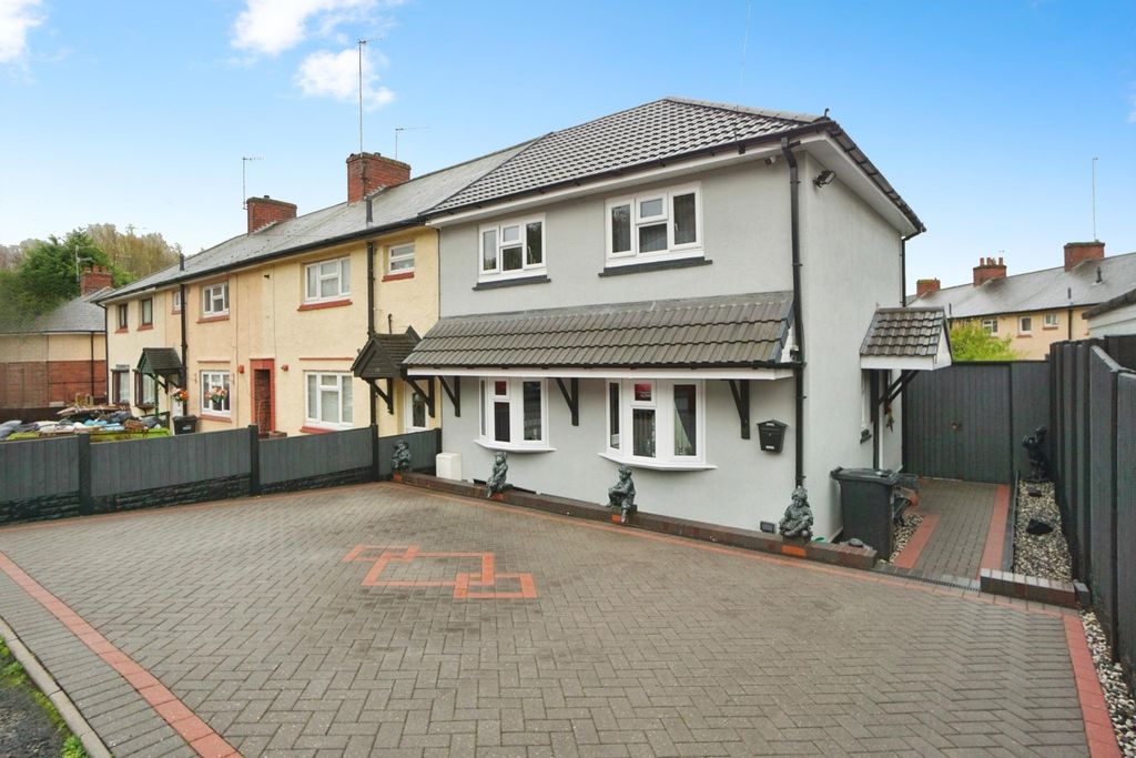 Property photo 1 of 17 Front View