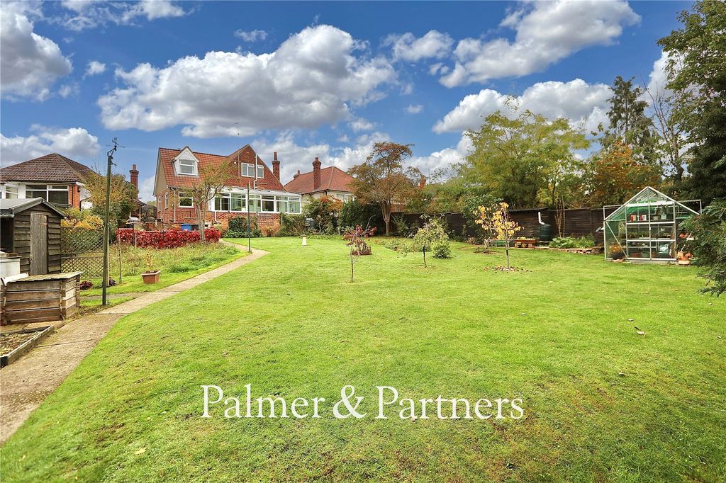 Property photo 1 of 32 Picture No. 01