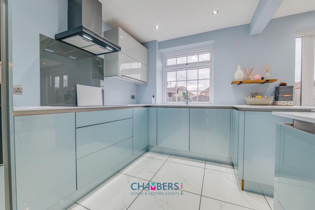 Property photo 3 of 44 Kitchen