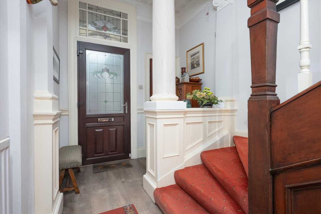 Property photo 2 of 32 Reception Hall