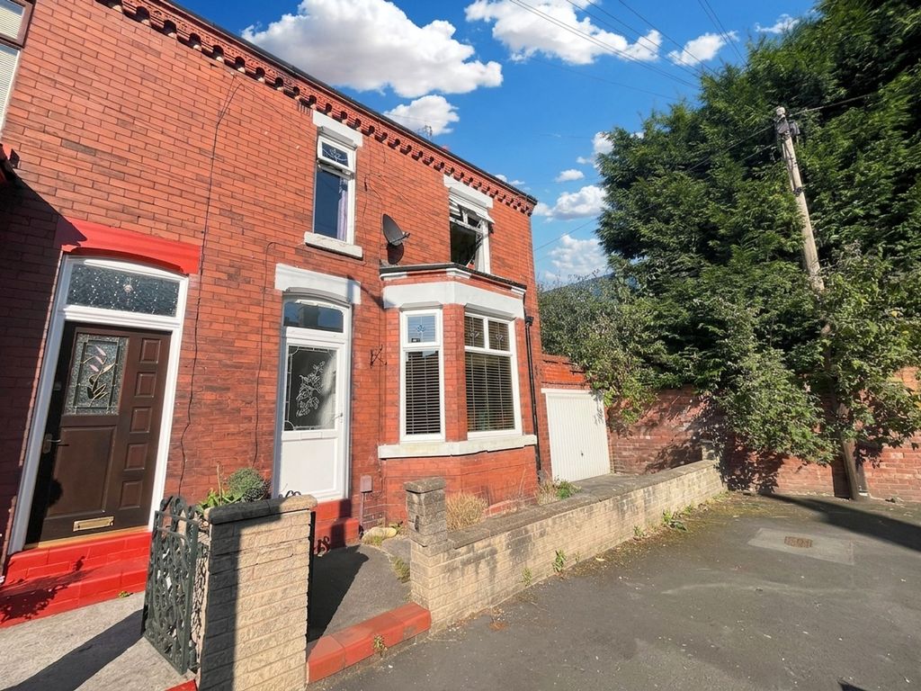 Property photo 1 of 5