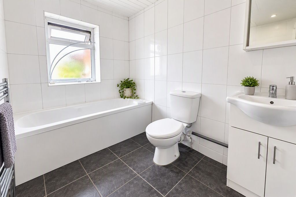 Property photo 3 of 3 Bathroom